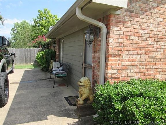 2nd image of 5218 Kimberly Rd