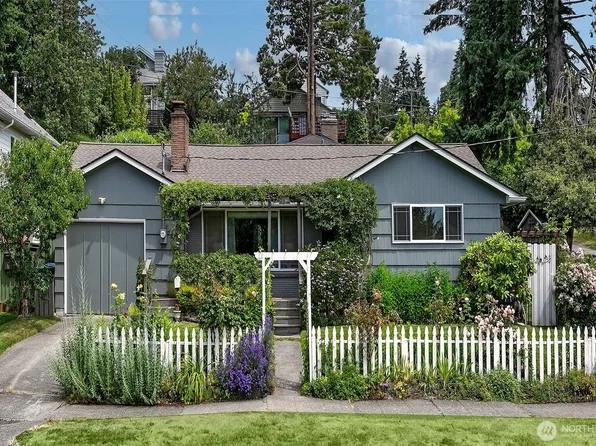 4854 47th Avenue SW, Seattle, WA 98116