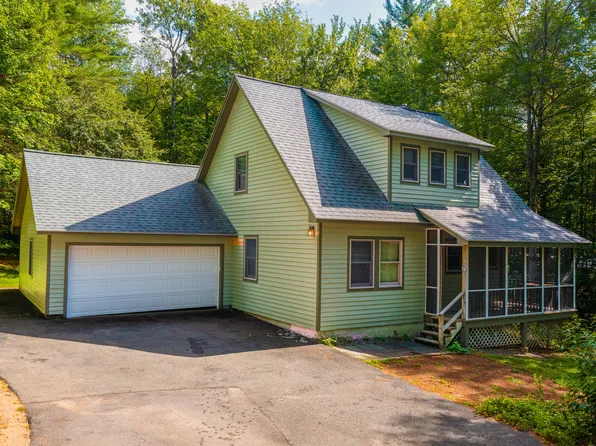 5 Logan Ln, Tupper Lake, NY 12986