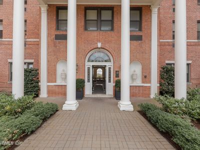 40 W Elm St APT 2K, Greenwich, CT, 06830