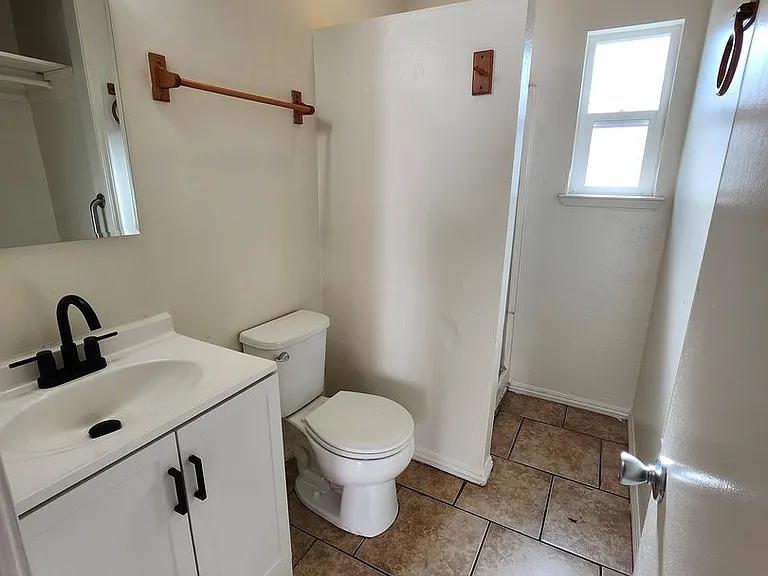 822 West Ave — Photo 4