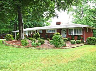 7000 Lakeside Dr, Charlotte, NC 28215