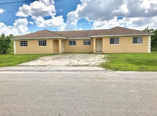 5225 25th St SW, Lehigh Acres, FL 33973