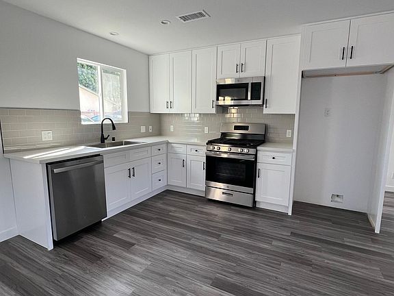 3rd image of 3143 W Lanerose Dr #J