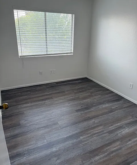 Guest bedroom 2