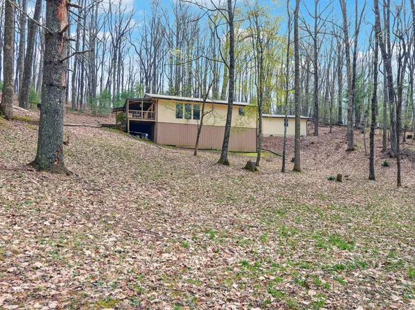 210 McDaniel Ln, Suches, GA 30572