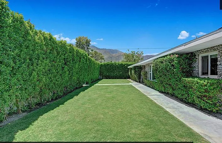 1260 E San Jacinto Way — Photo 3