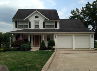 45 Fairway Dr, West Pittston, PA 18643