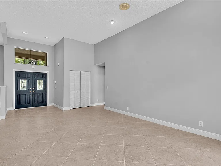 10434 NW 6th Ct — Photo 11