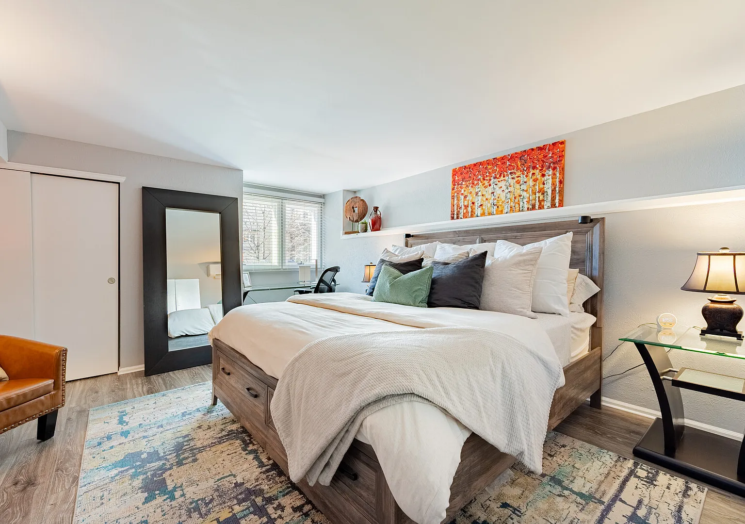 Luxe Cap Hill Monthly|5 Hospitals|Parking+W/D — Photo 1