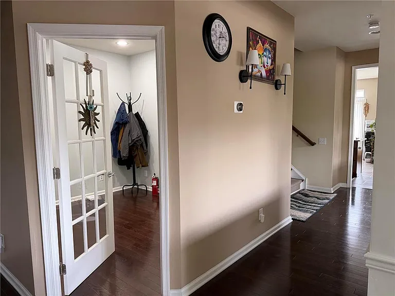 1428 Waterbury Rd — Photo 6