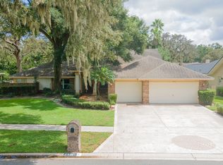 2536 Mason Oaks Dr, Valrico, FL 33596