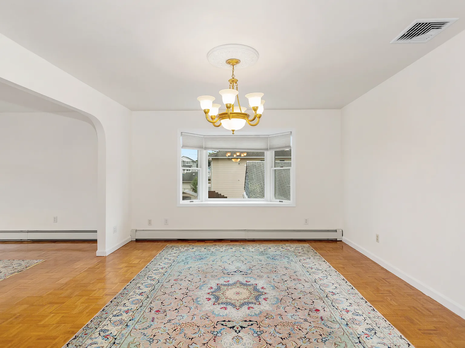 3 bed, 1787 sqft, $3,400 — Photo 4