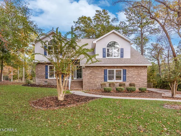 345 Hughes Road, Hampstead, NC 28443