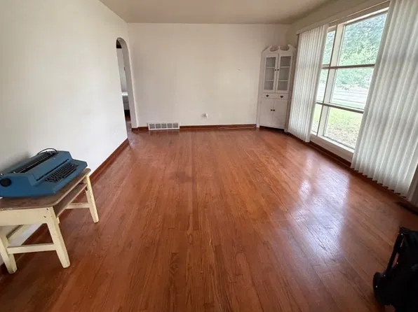 528 N West St, Dover, DE 19904