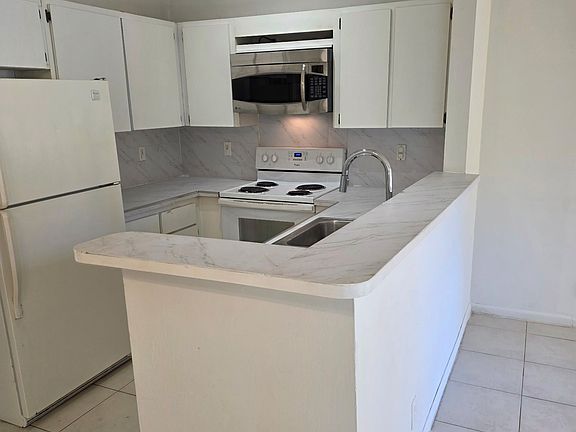2nd image of 11475 NW 45th St #11475