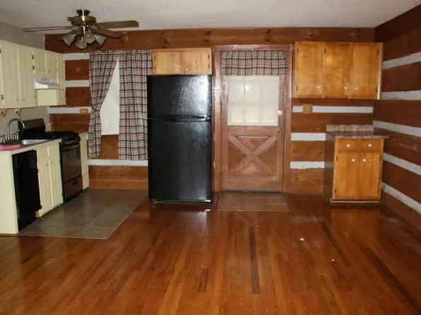 2822 Walnut St APT 13, Johnson City, TN 37604