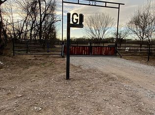 570 S Pickens Rd, Ardmore, OK 73401