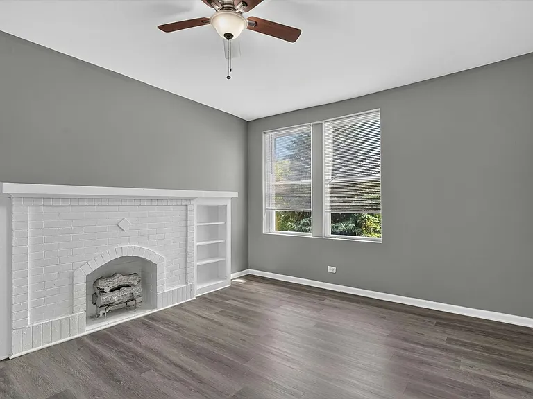1854 S Central Park Ave #1852-2E — Photo 31