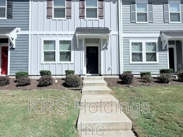 555 Hacksaw Trl, Raleigh, NC 27610