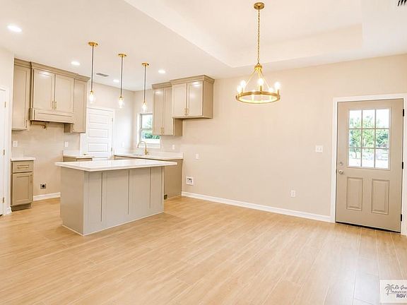 4th image of 6516 S Dorcas Cir