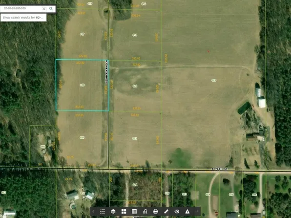 19 S Sullivan Ln, Newaygo, MI 49337