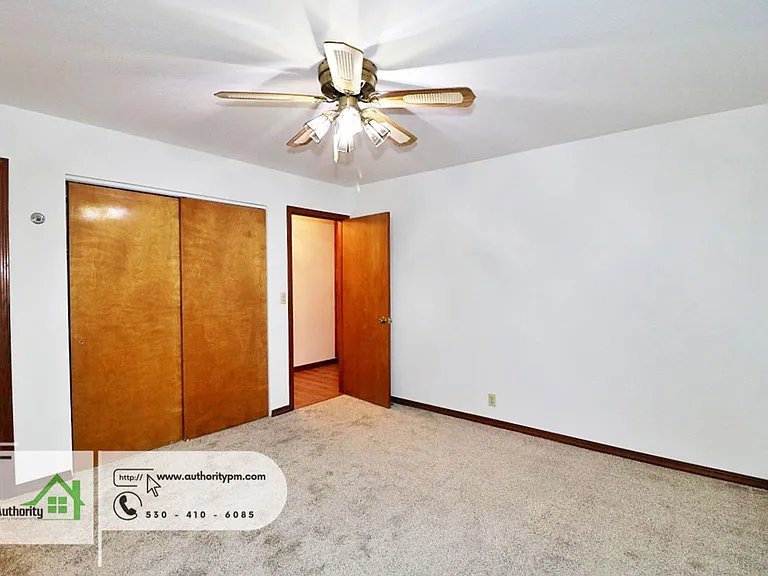 1744 Kildare Dr — Photo 19