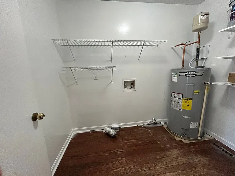 808 Circle Dr — Photo 12