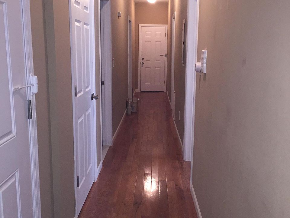 2nd image of 640 S 13th St APT 1