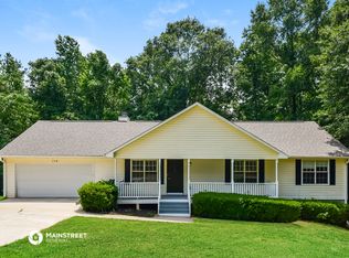 714 Grove Pointe Cir, Locust Grove, GA 30248