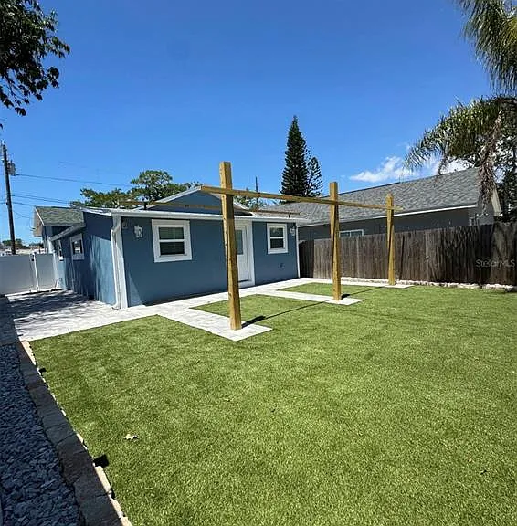 14 Mill St — Photo 14
