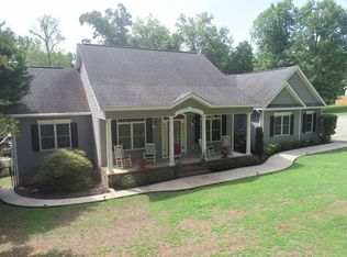 609 Clopine Lake Rd, Fort Valley, GA 31030