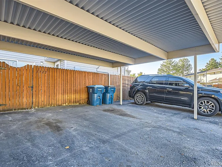 1922 S Oswego Way — Photo 23