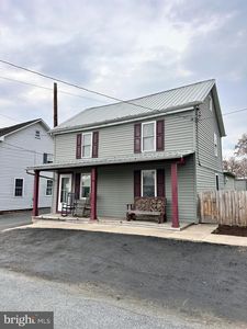 34 N High St, Millerstown, PA, 17062