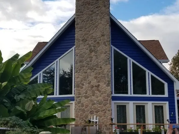 104 Driftwood Ct, Moneta, VA 24121