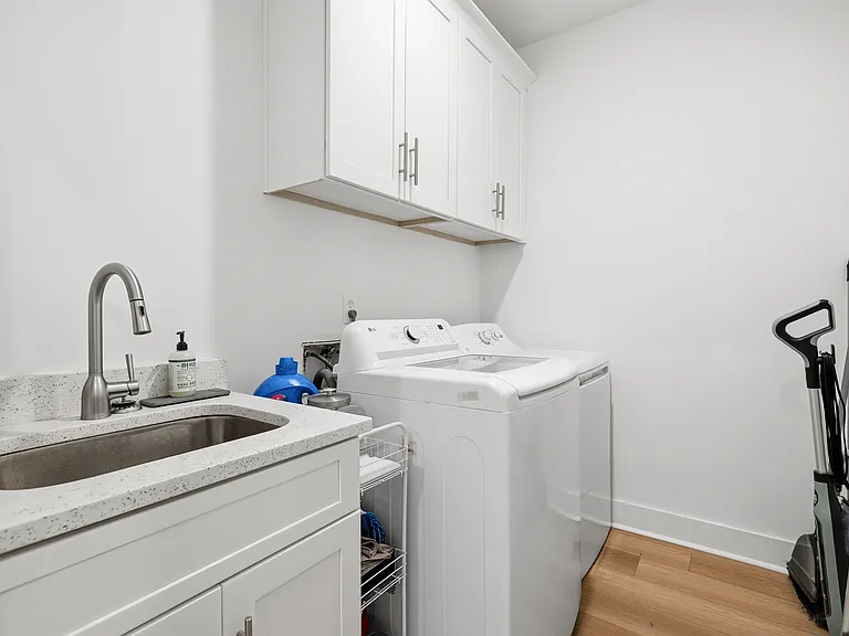 2049 Chestnut Oak Trl — Photo 8