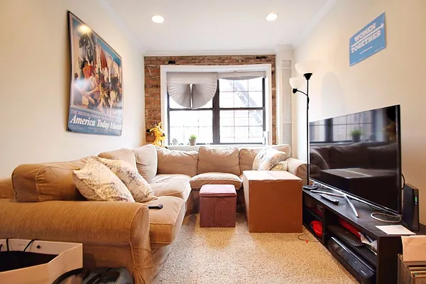 Rented by Bold New York | media 27
