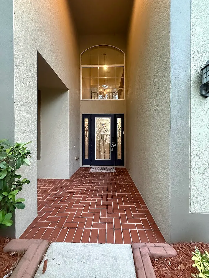 5 bed, 3622 sqft, $3,700 — Photo 2