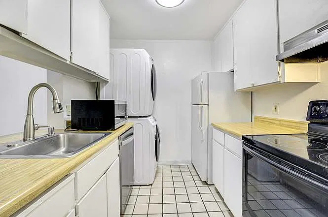 1 bed, 598 sqft, $1,980 — Photo 4