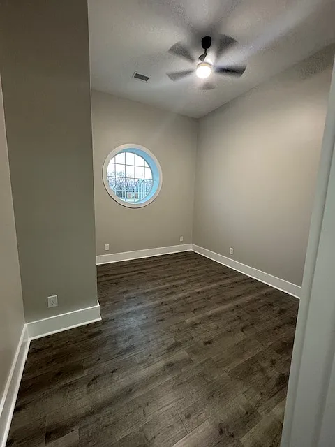 2 bed, 1200 sqft, $1,400 — Photo 3