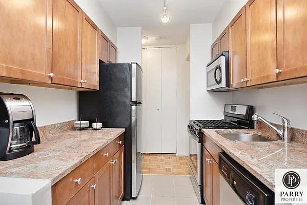 Rented by Keller Williams NYC | media 284