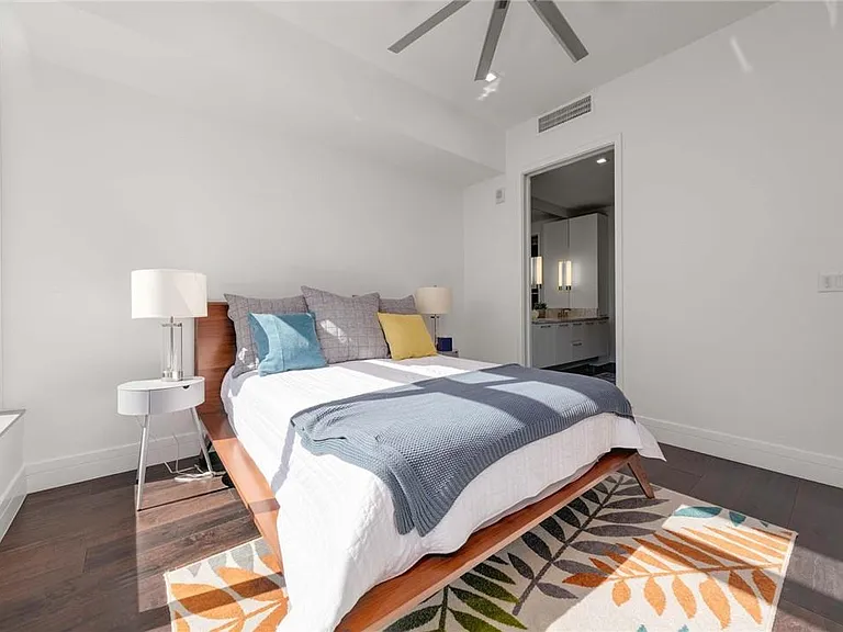 501 West Ave #1005 — Photo 16