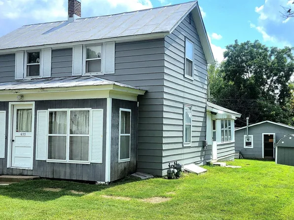633 5th Ave, Baraboo, WI 53913