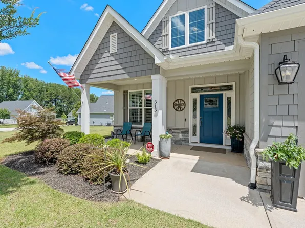 313 Maple Springs Dr, Greer, SC 29651