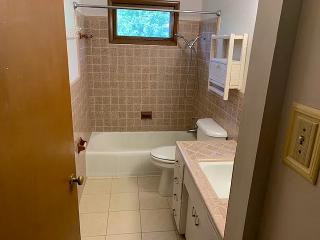 2409 Fleetwood Dr — Photo 6