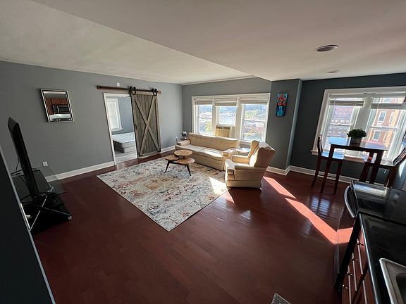 3rd image of 323 Emanuel Cleaver Ii Blvd APT 6B