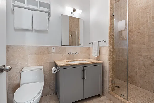 Rented by Compass | media 20