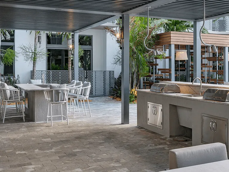 10X Miami River Apartments — Photo 26