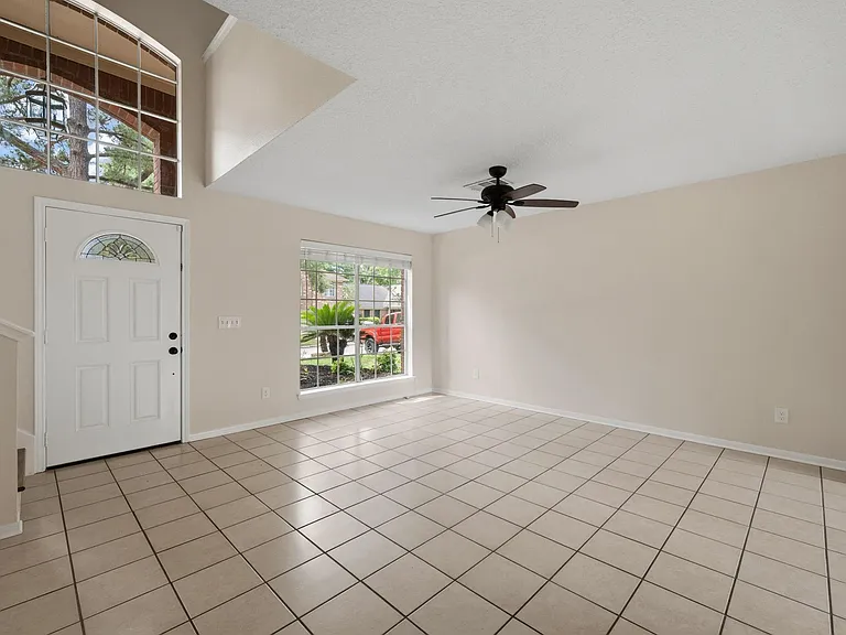 5819 Forest Timbers Dr — Photo 3