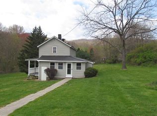 65 Floyd Harlow Ln, Mount Solon, VA 22843